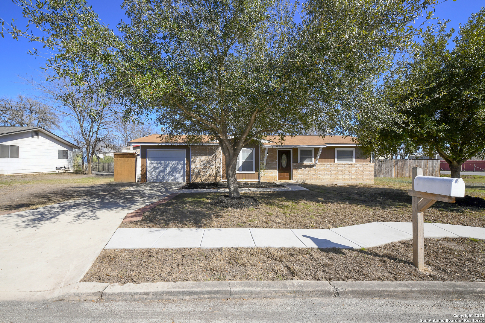 200 Michelle Dr