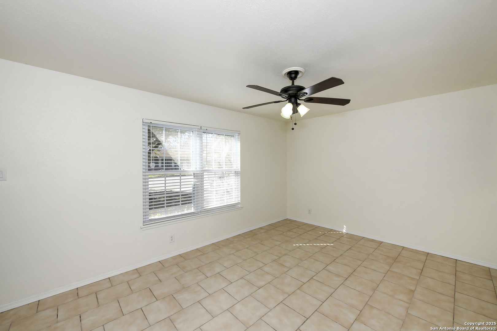 200 Michelle Dr