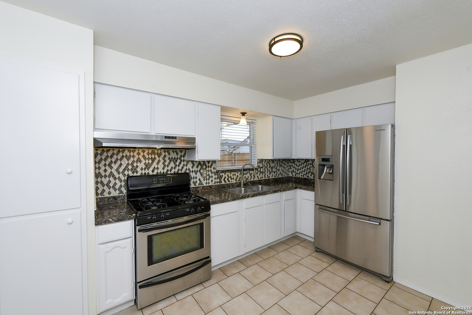 200 Michelle Dr