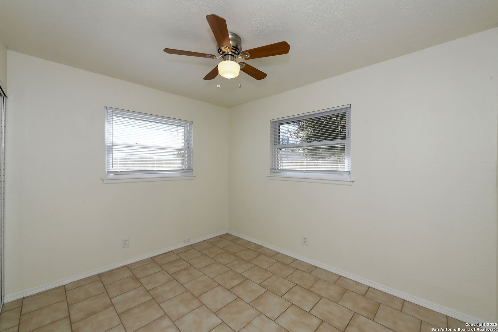 200 Michelle Dr
