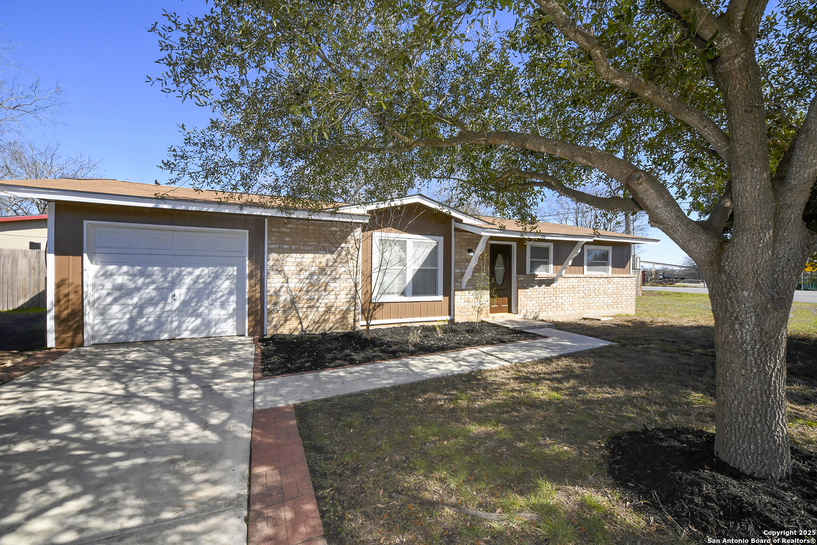 200 Michelle Dr