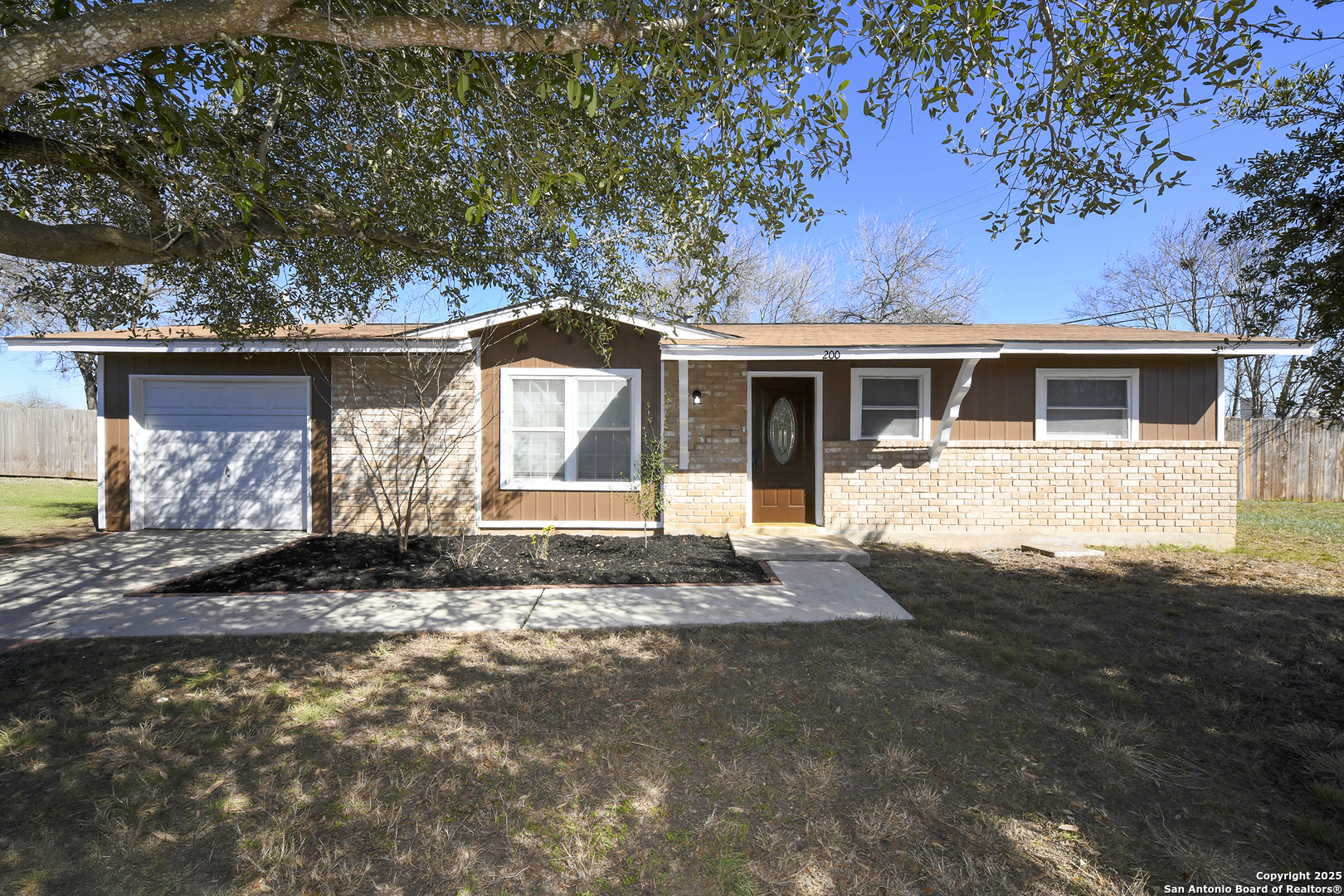 200 Michelle Dr
