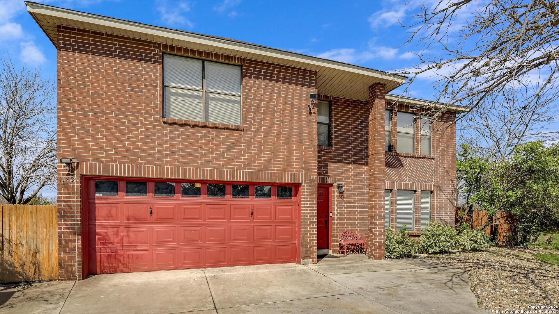 11635 Gulf Station