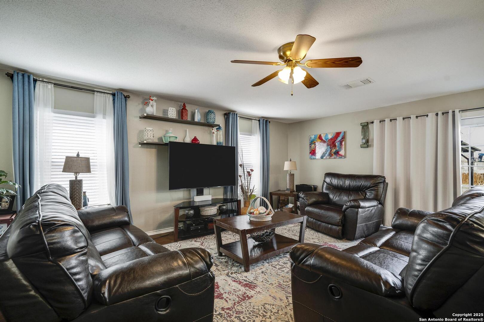 11635 Gulf Station