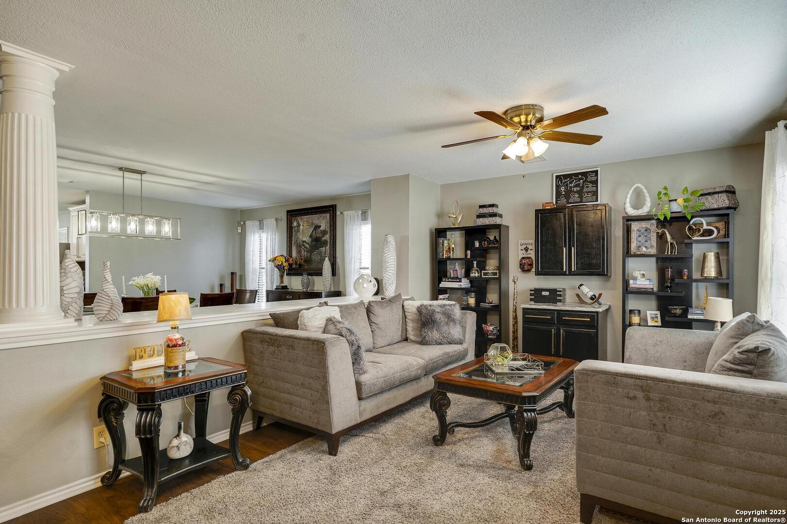 11635 Gulf Station
