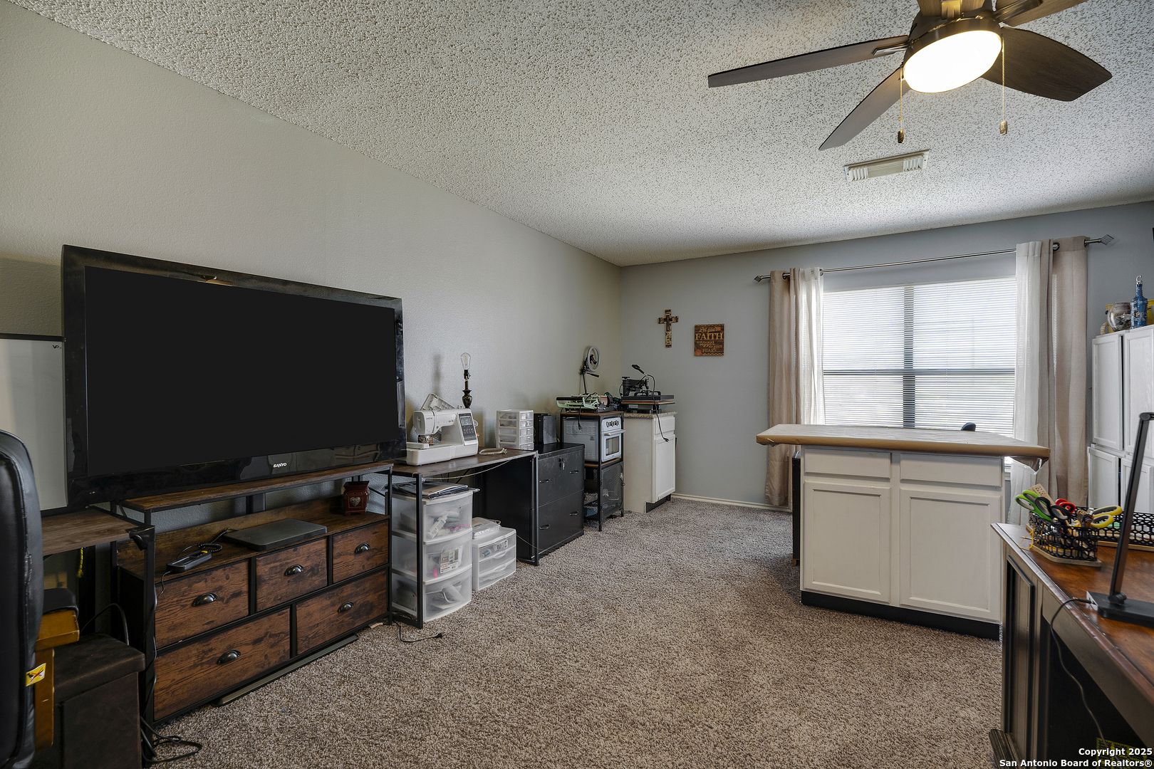11635 Gulf Station