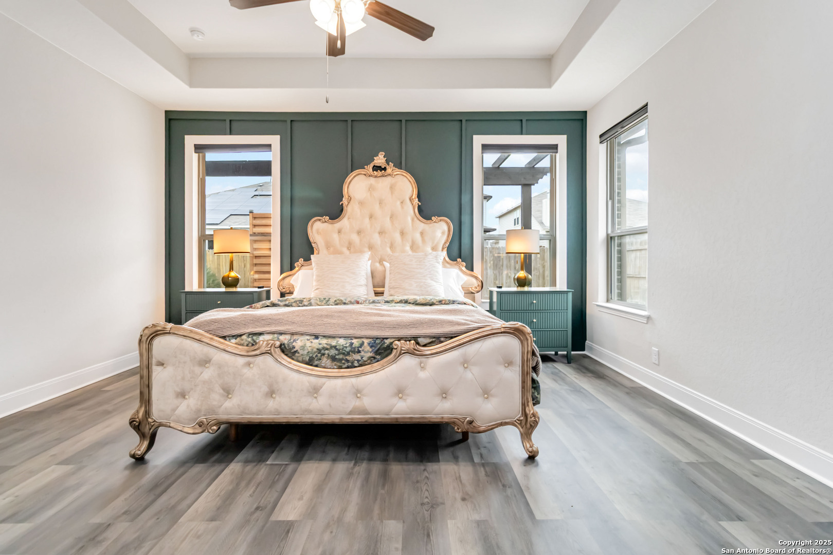 1025 Lone Cypress