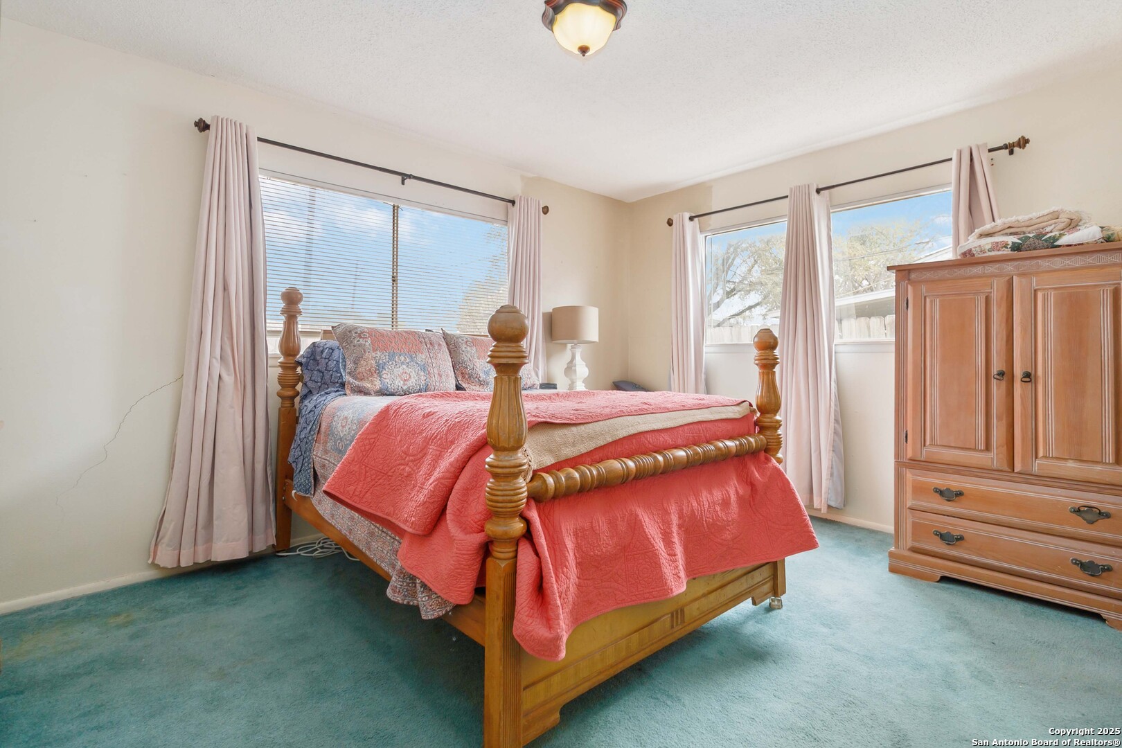 1806 Westmar