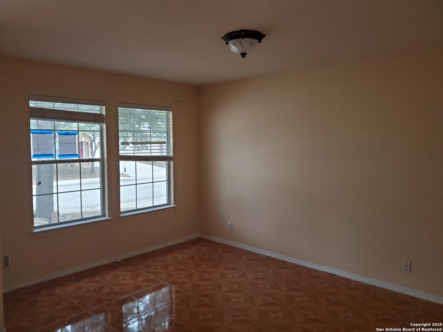 7847 Oakdale Park