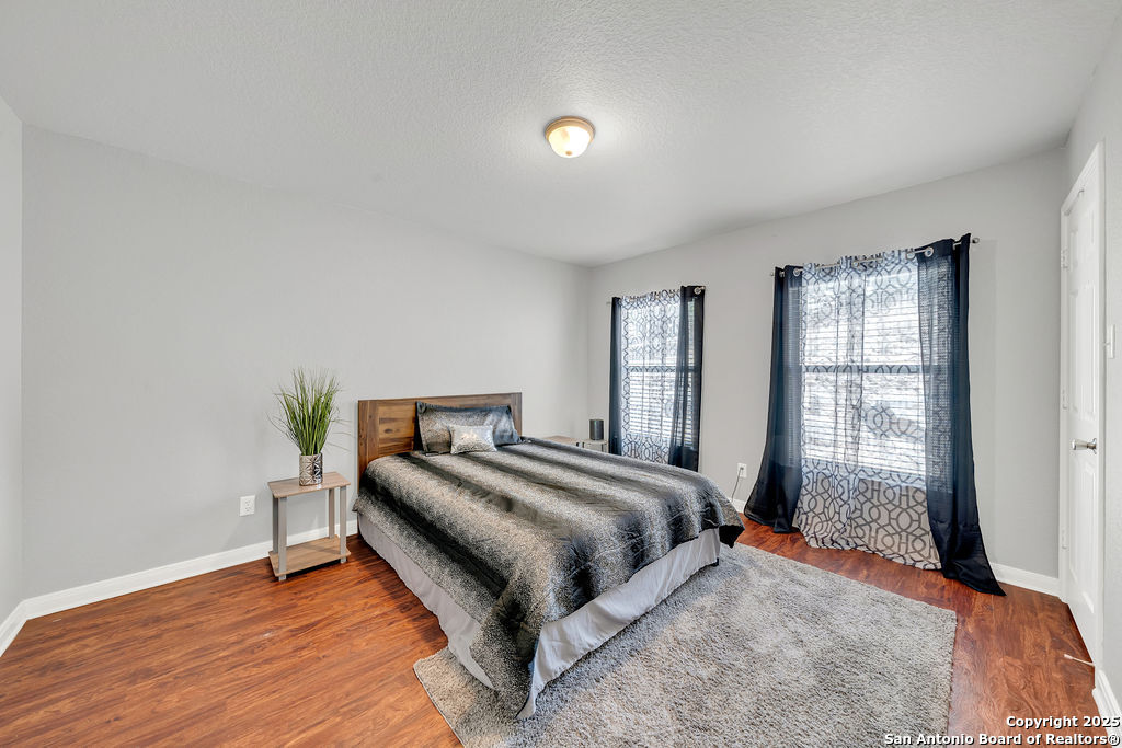 428 Kings Dr