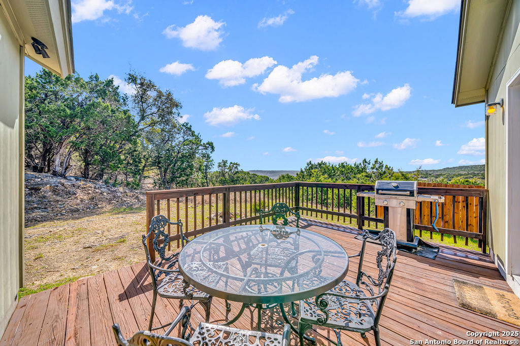 428 Kings Dr