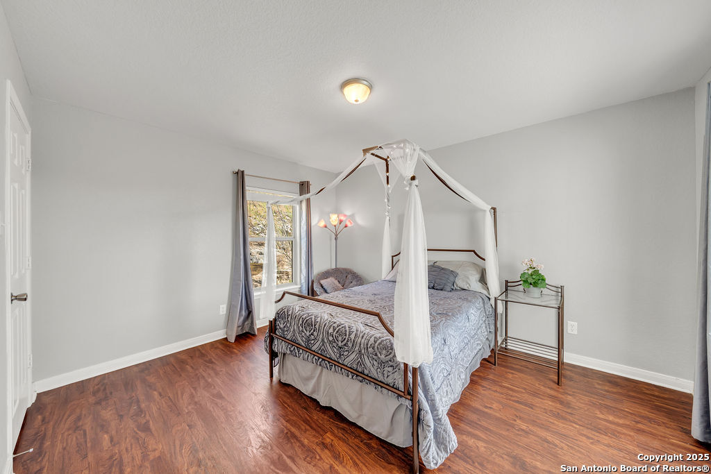 428 Kings Dr