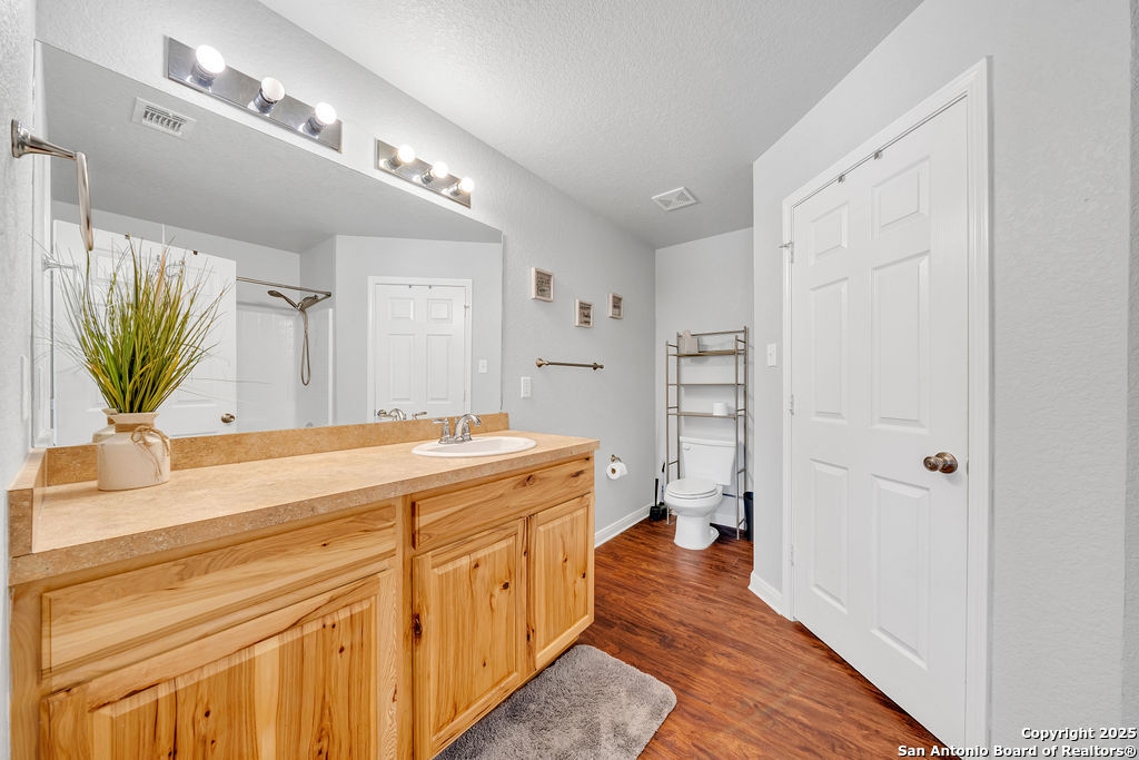 428 Kings Dr