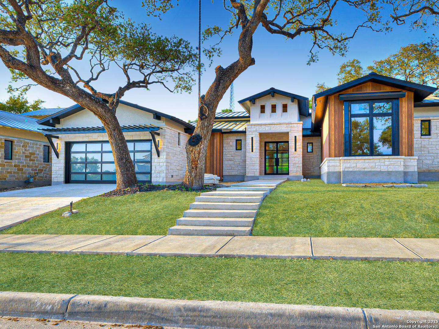 116 Chama Dr