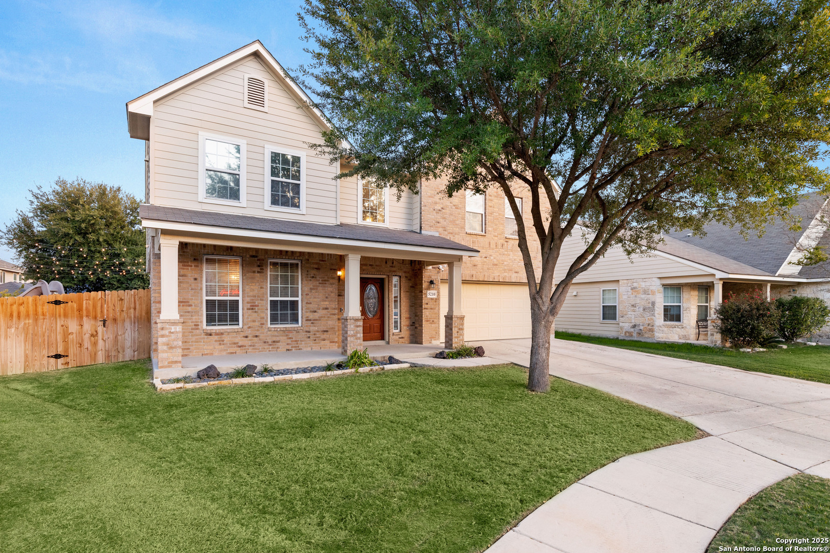 5210 Roan Fields