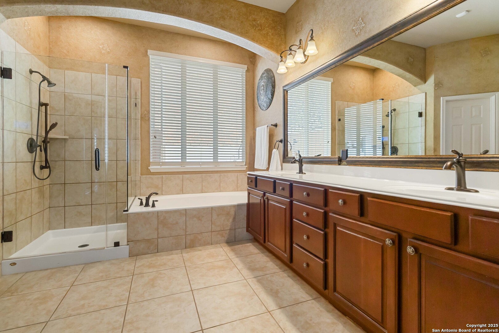 16003 Los Sedona