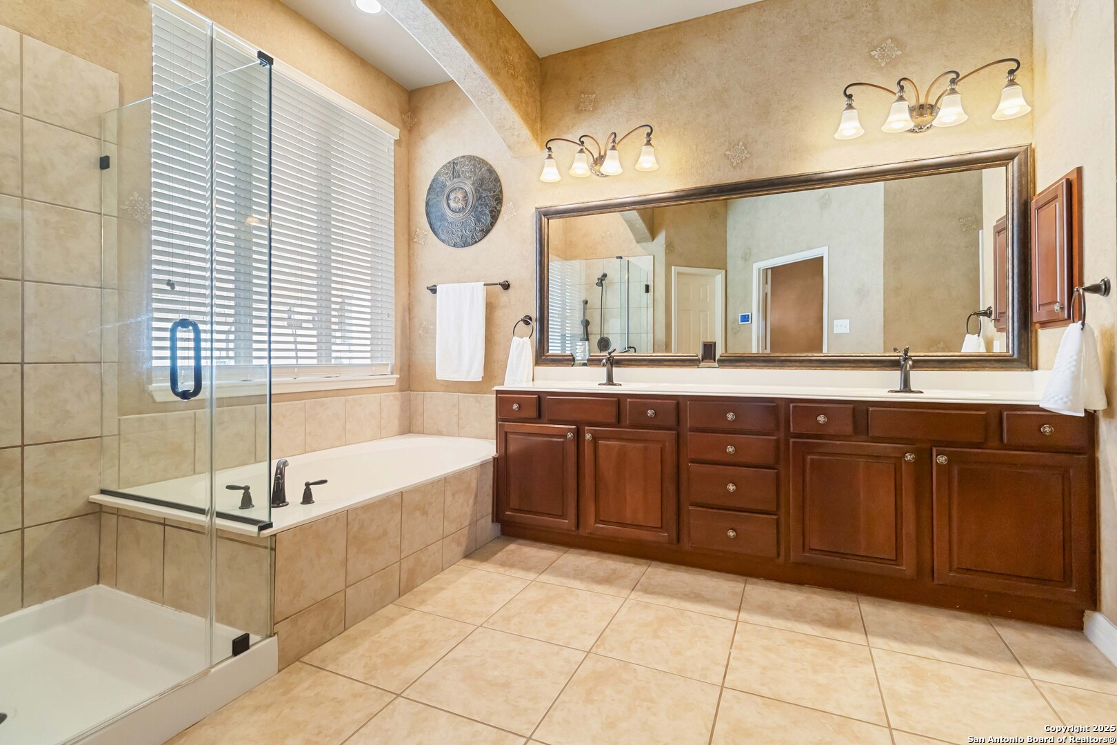 16003 Los Sedona