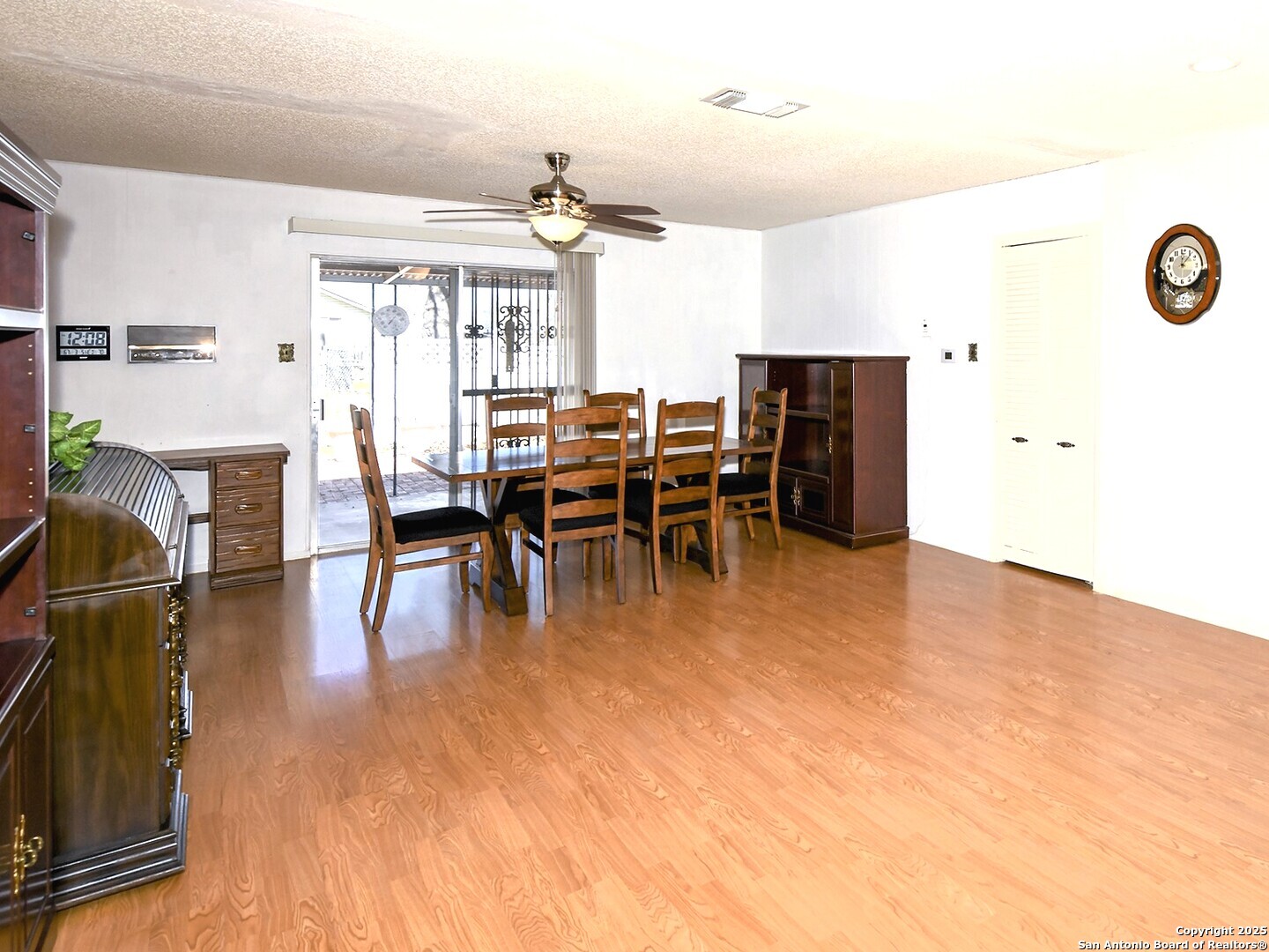 7545 Leafy Hollow