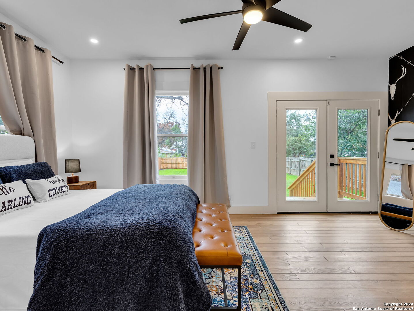 508 E Mulberry