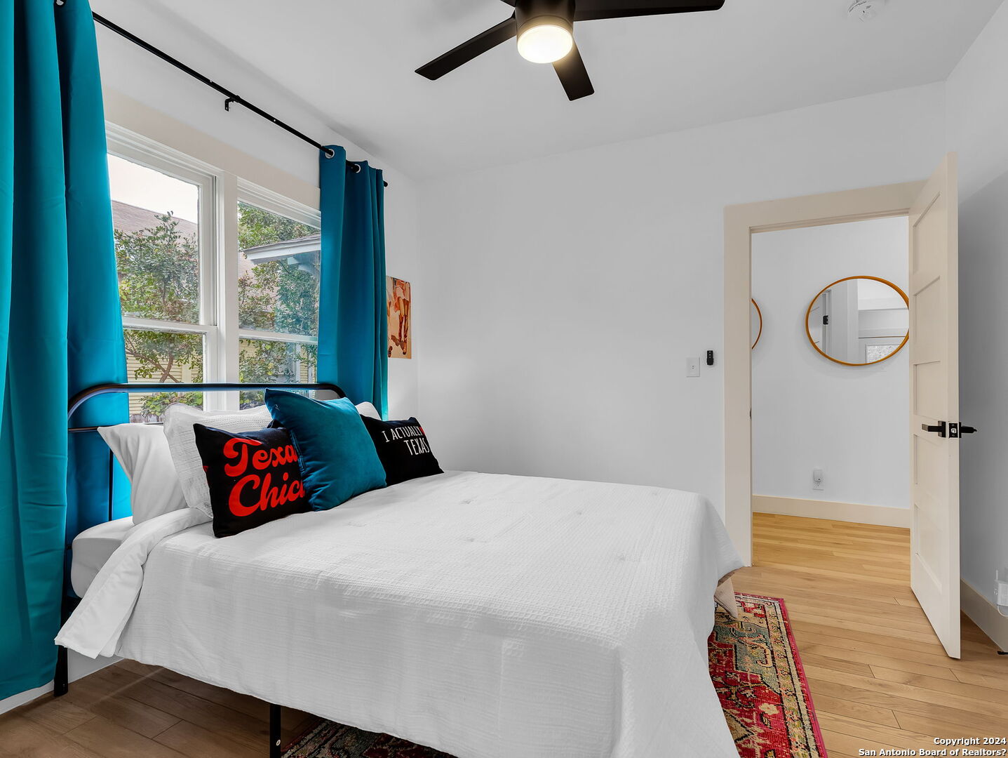 508 E Mulberry