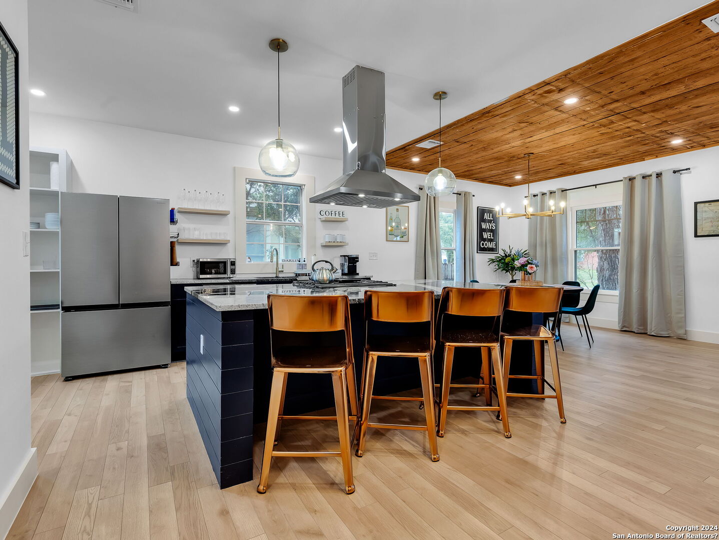 508 E Mulberry