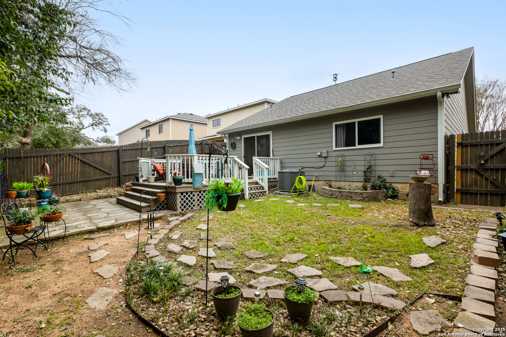 6258 Cypress Cir