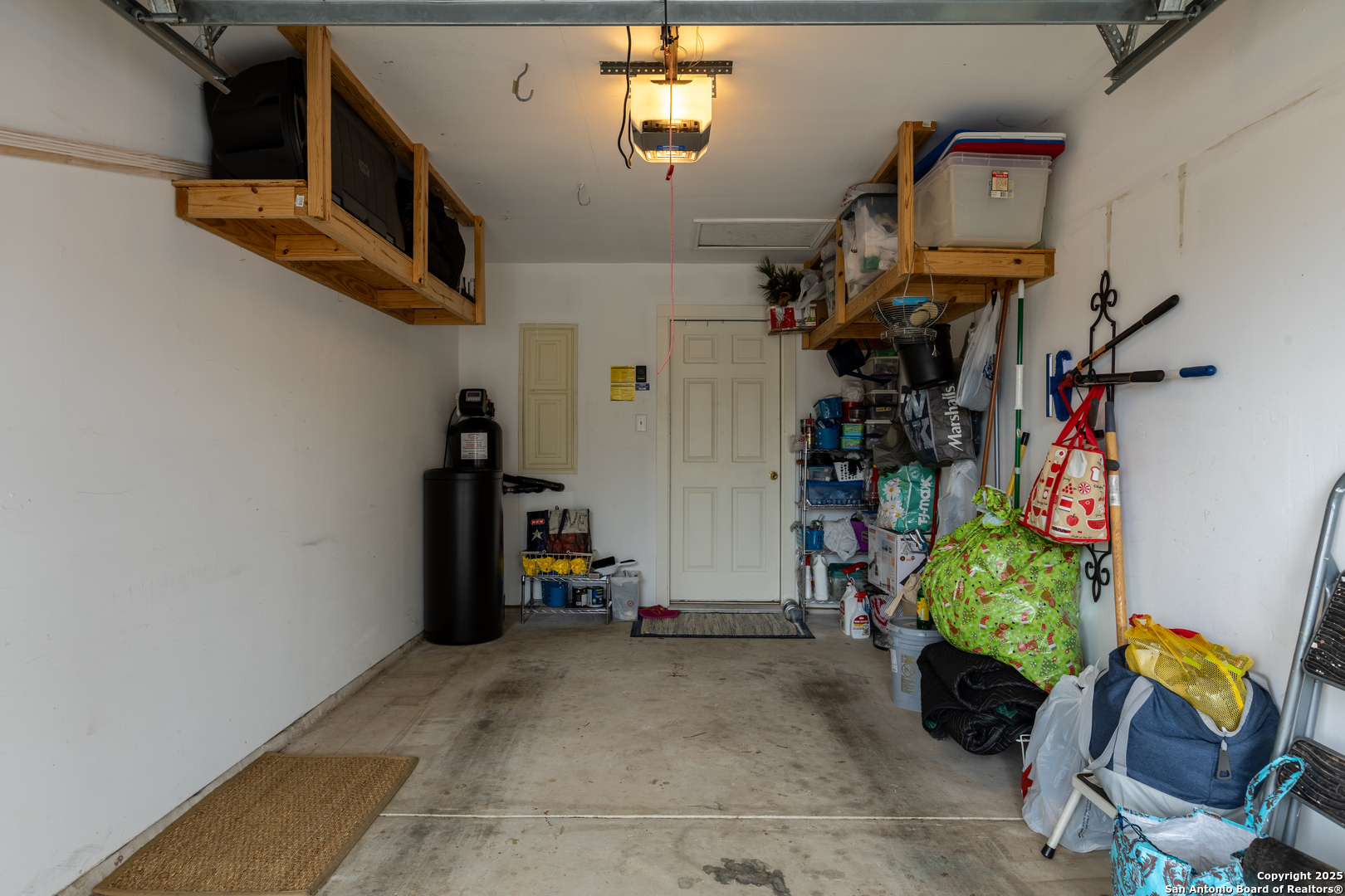 6258 Cypress Cir