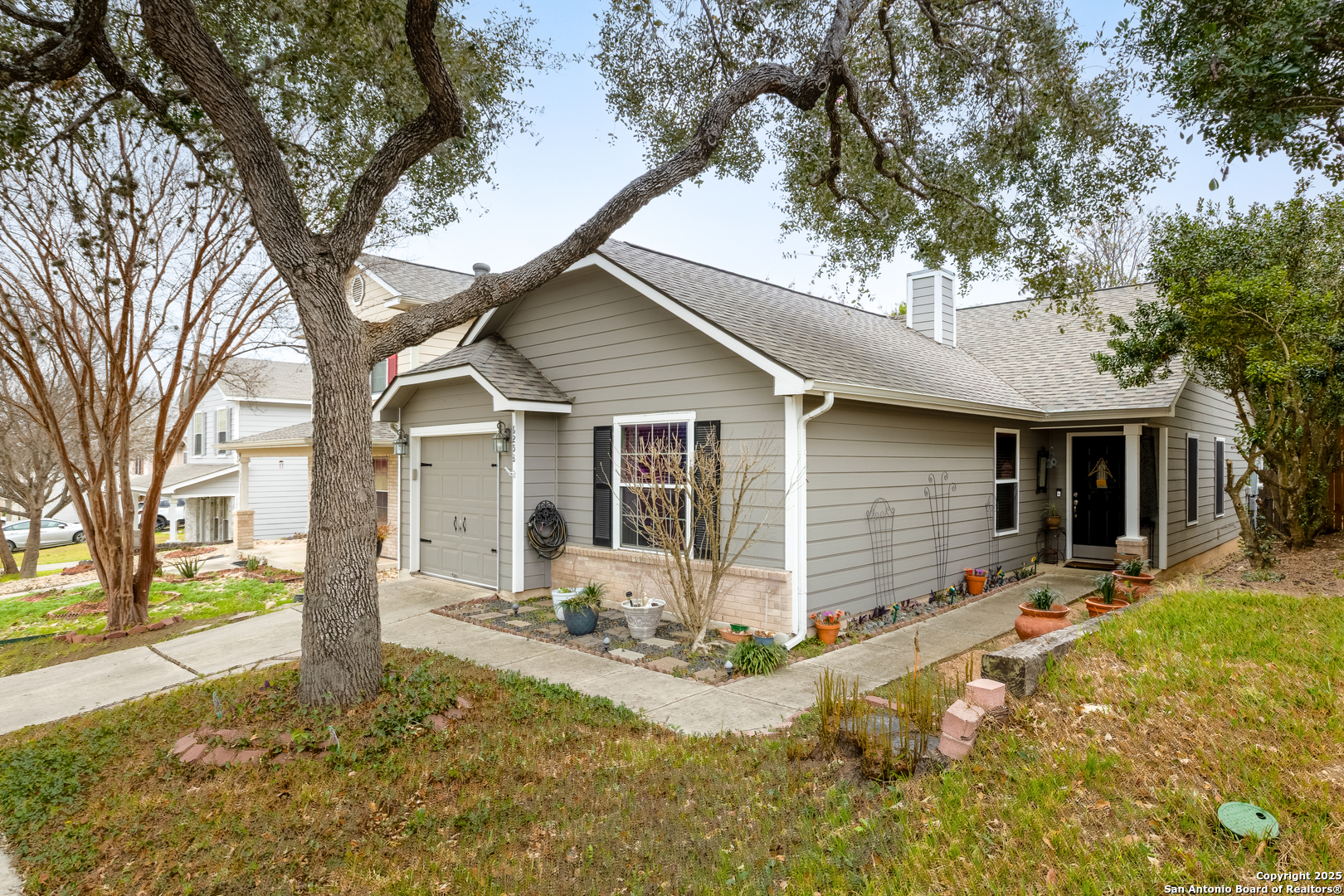 6258 Cypress Cir