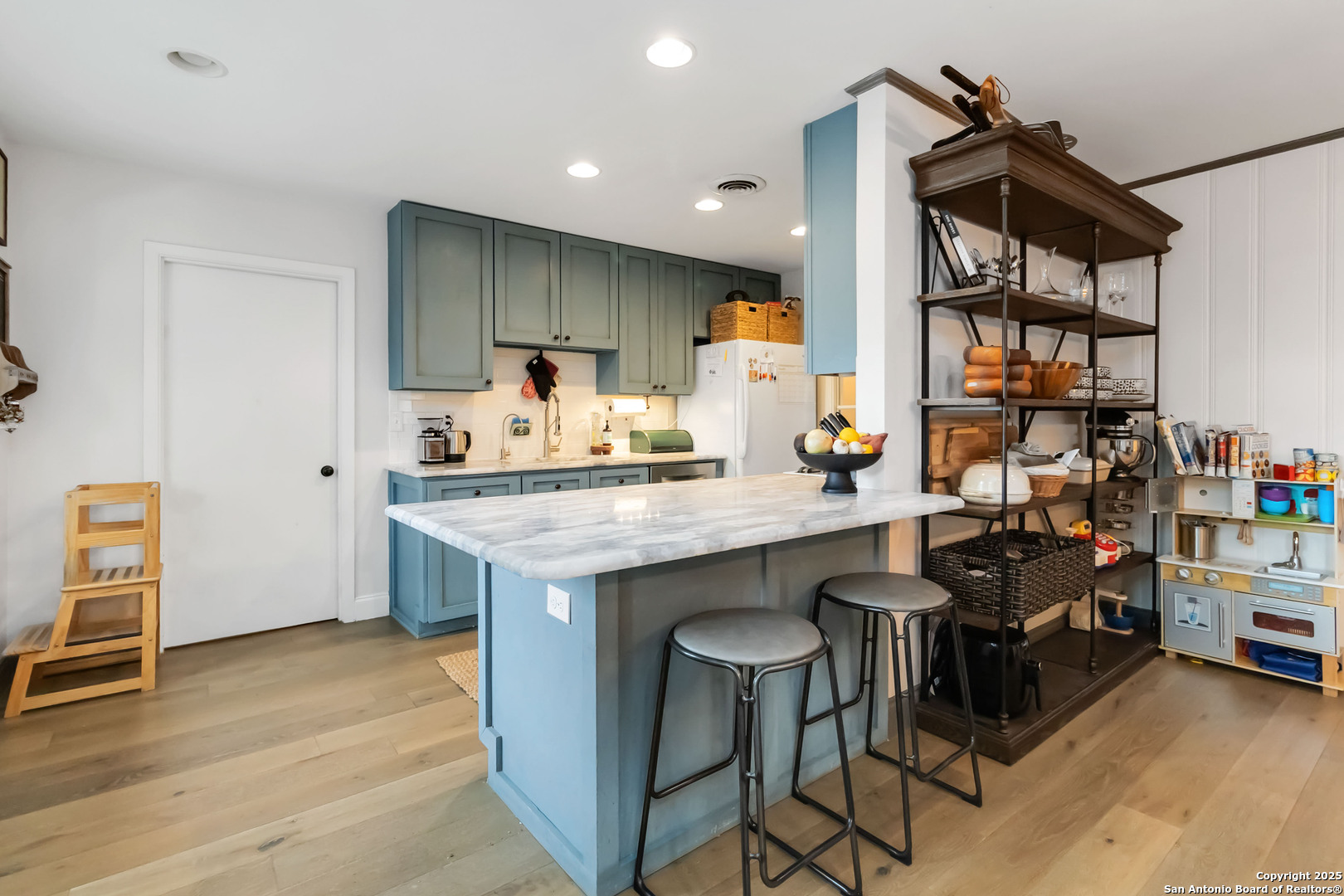 426 Burnside