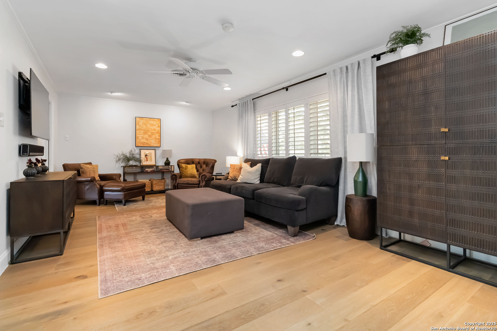 426 Burnside