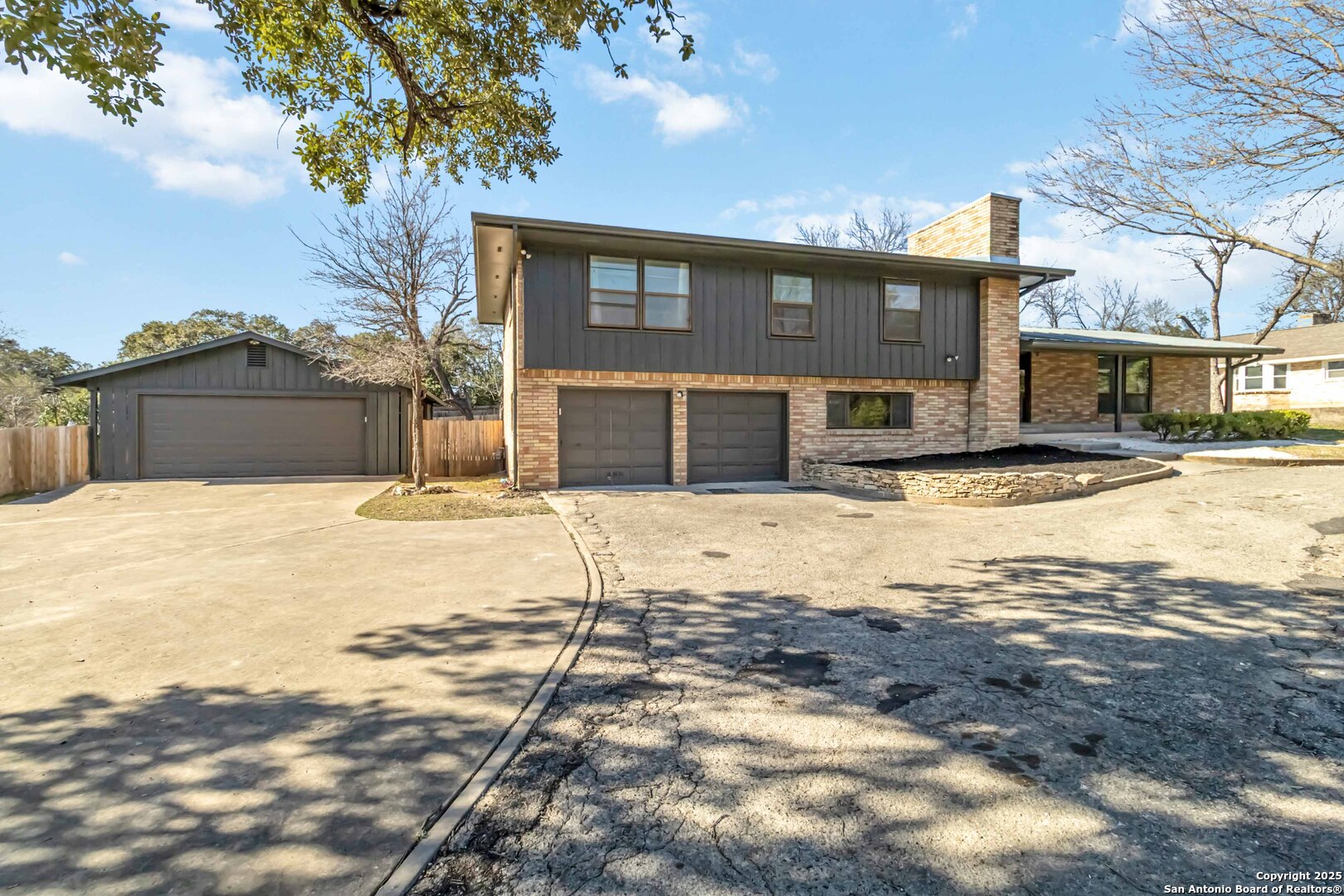 103 Northcrest