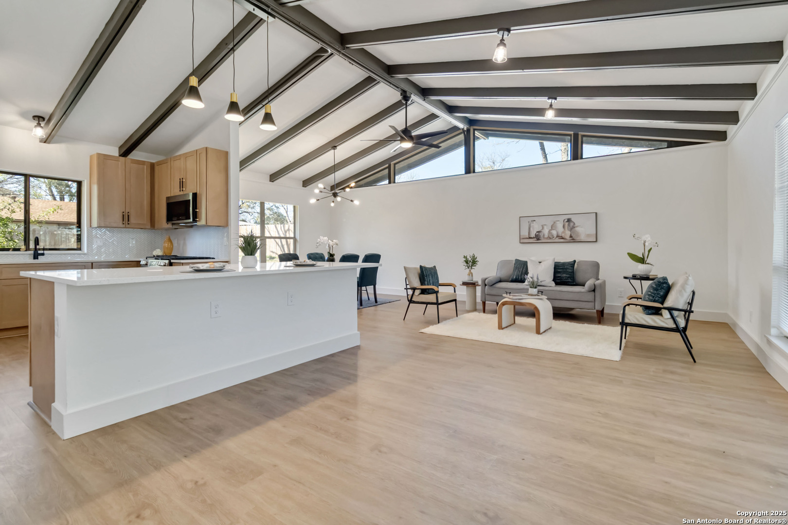 103 Northcrest