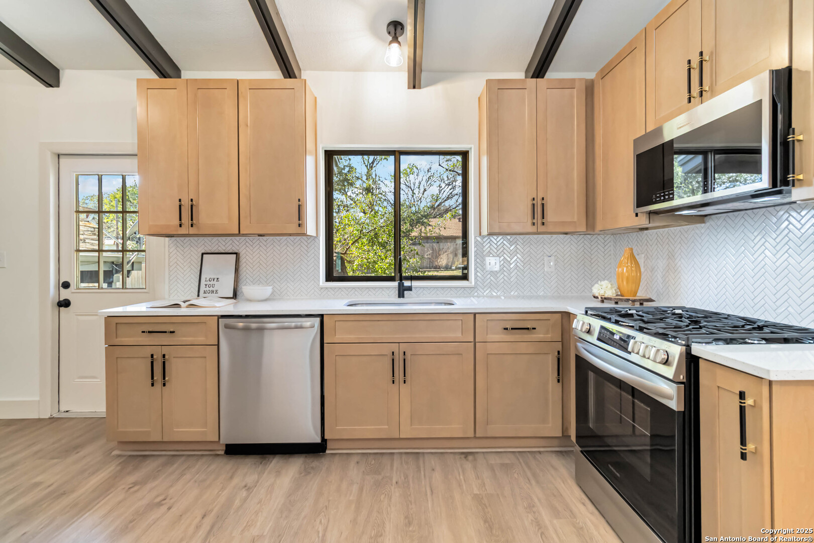 103 Northcrest