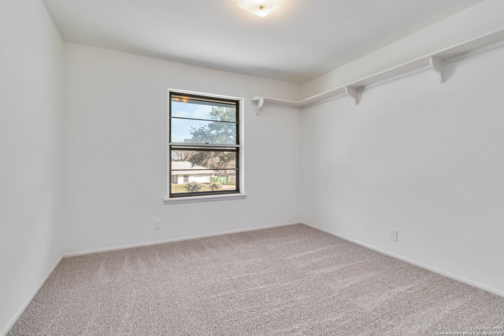103 Northcrest