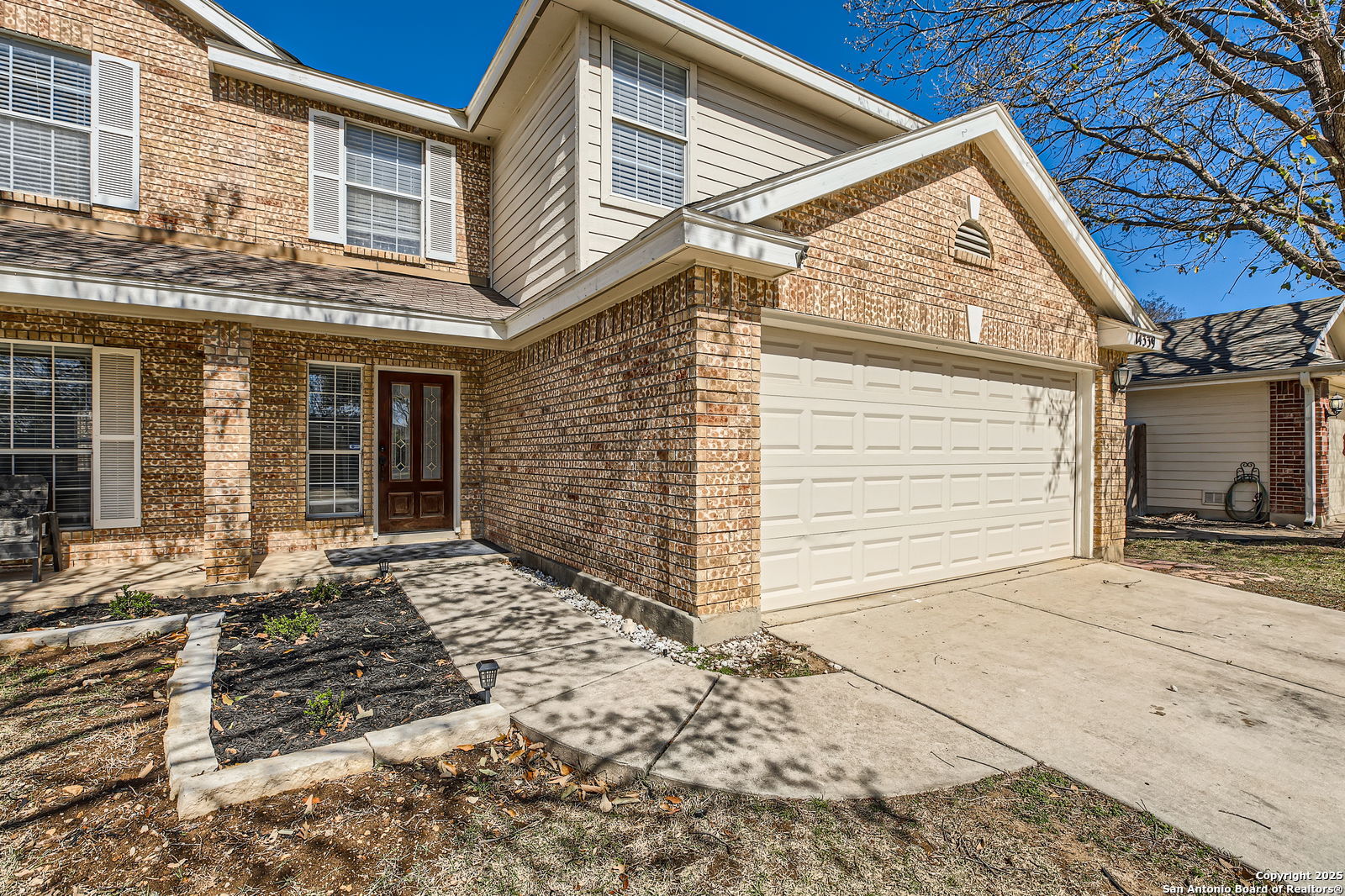 14339 Markham Glen