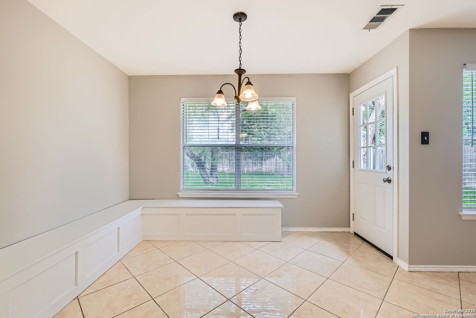 14339 Markham Glen