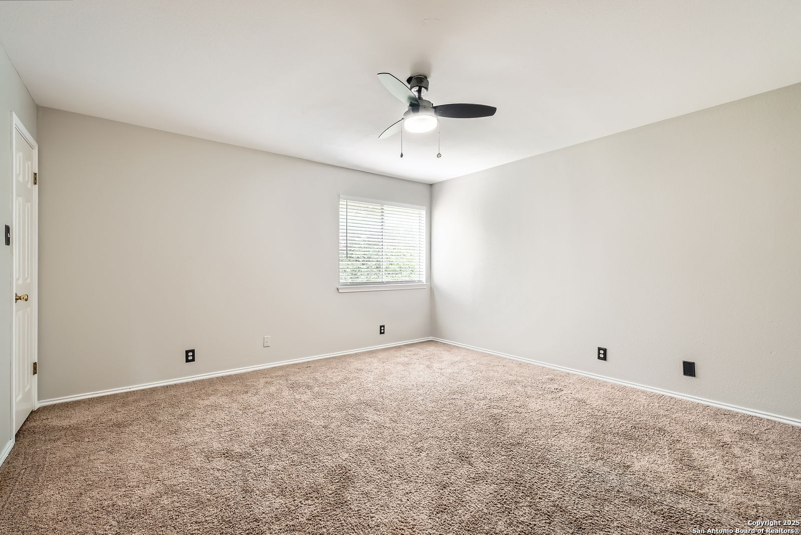 14339 Markham Glen