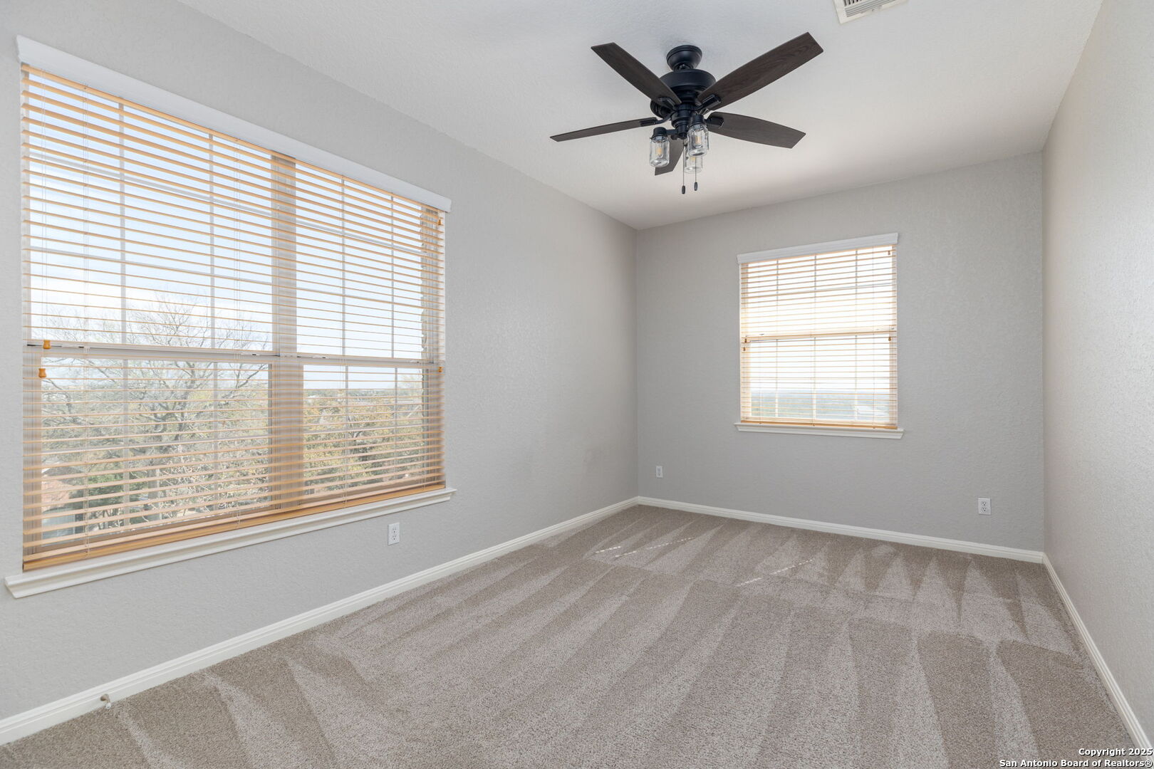 22407 Sierra Blanca
