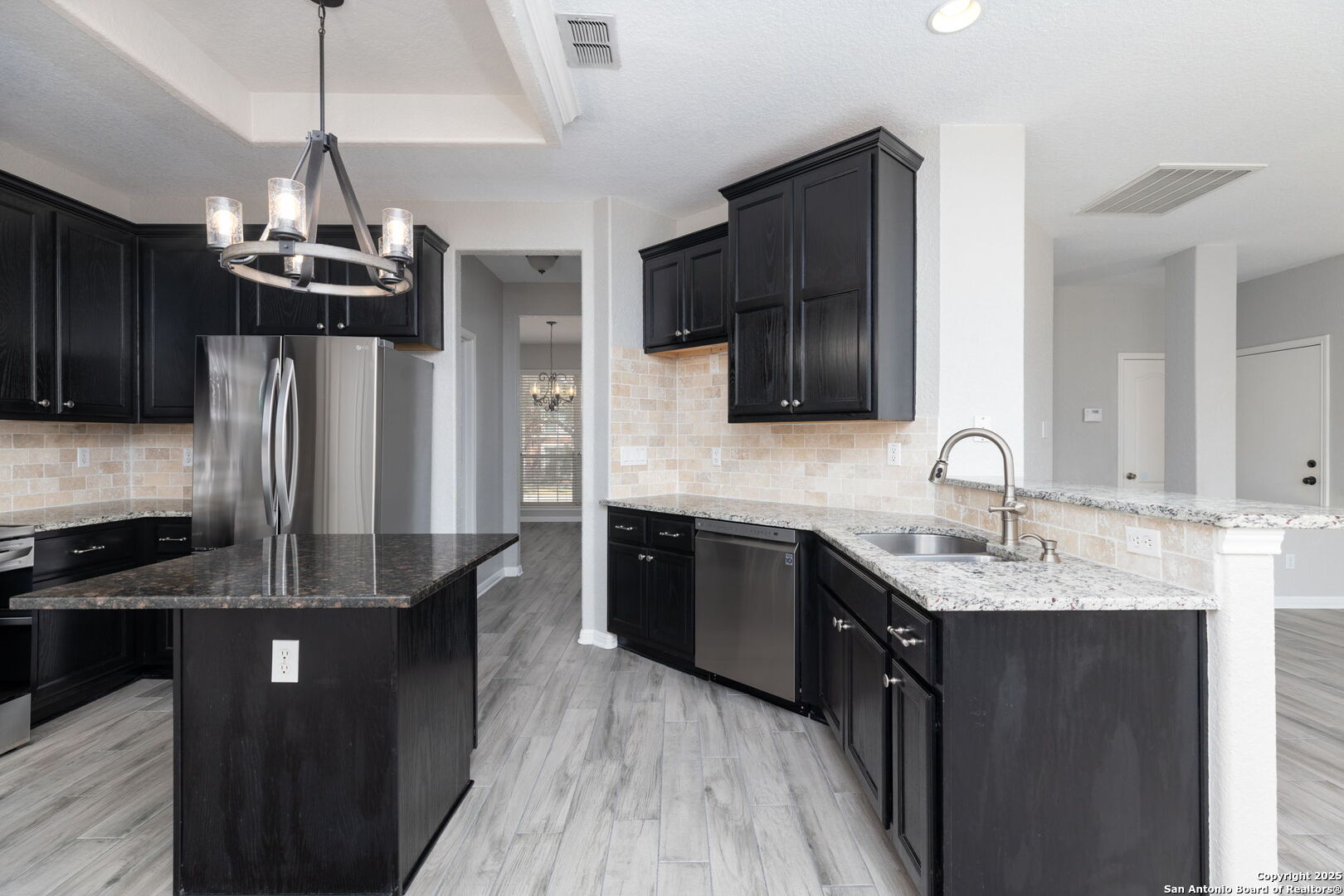 22407 Sierra Blanca