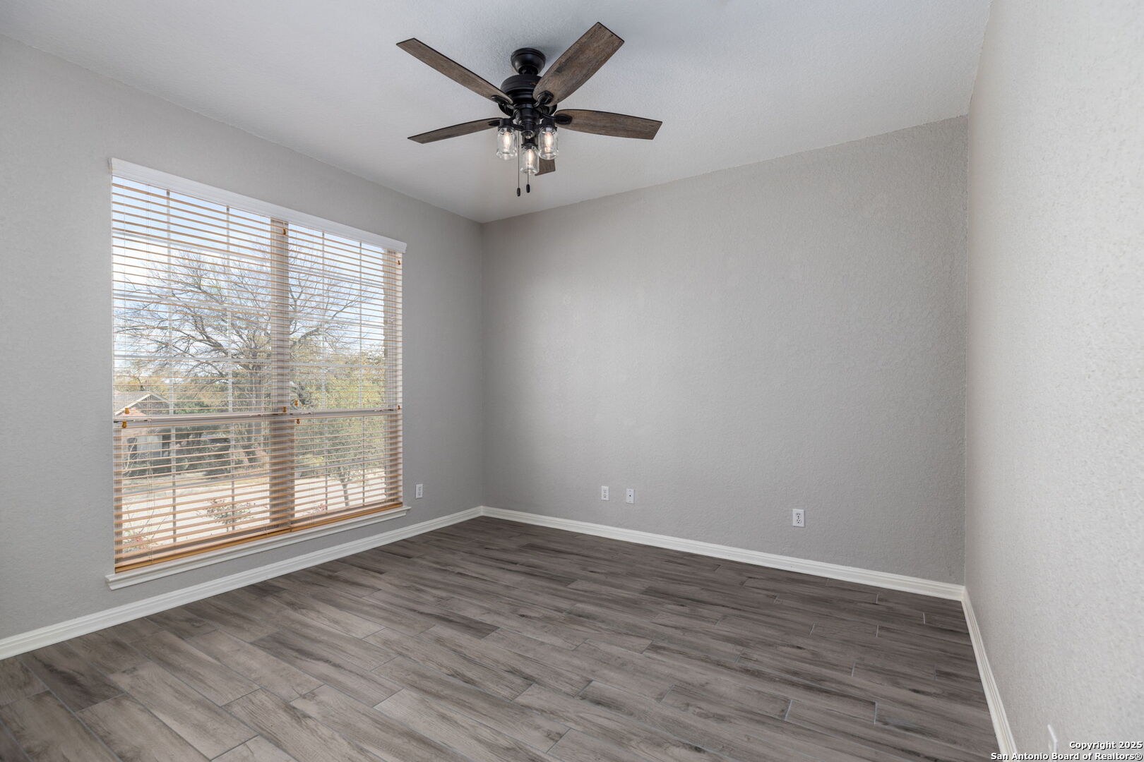 22407 Sierra Blanca