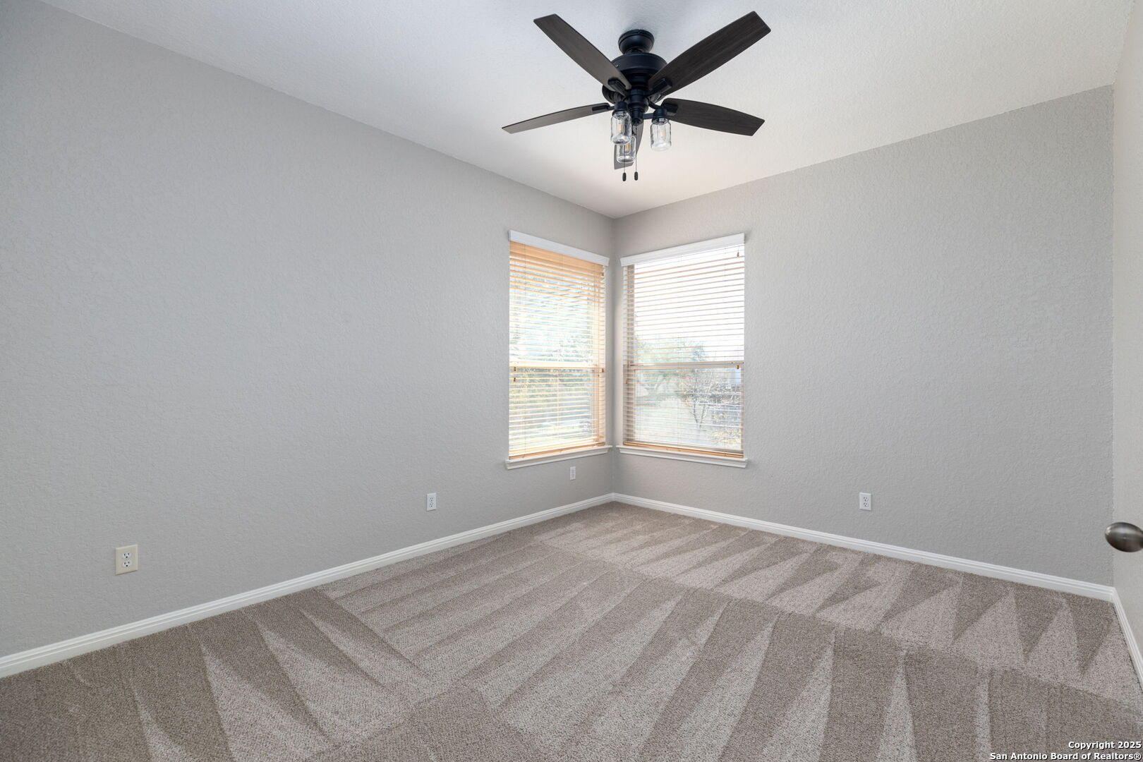 22407 Sierra Blanca
