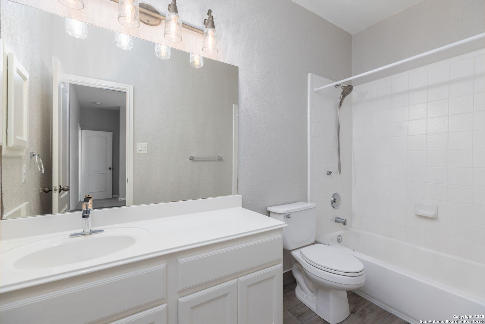 22407 Sierra Blanca
