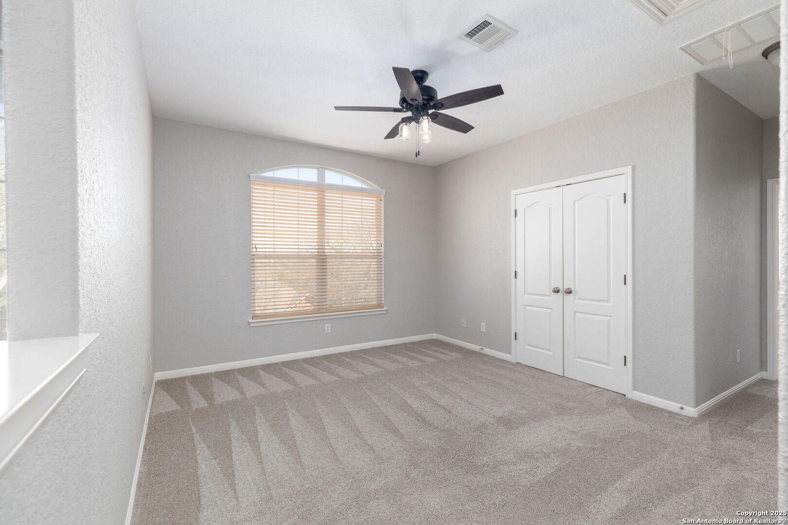 22407 Sierra Blanca