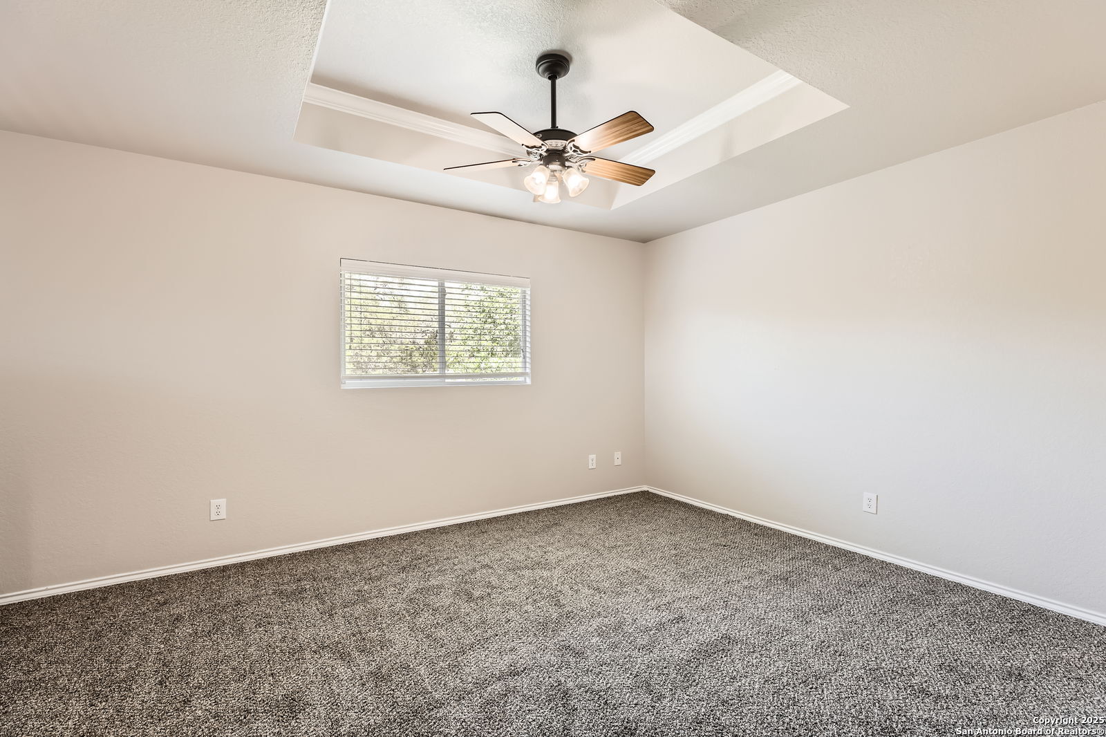 3747 Hideaway Grn