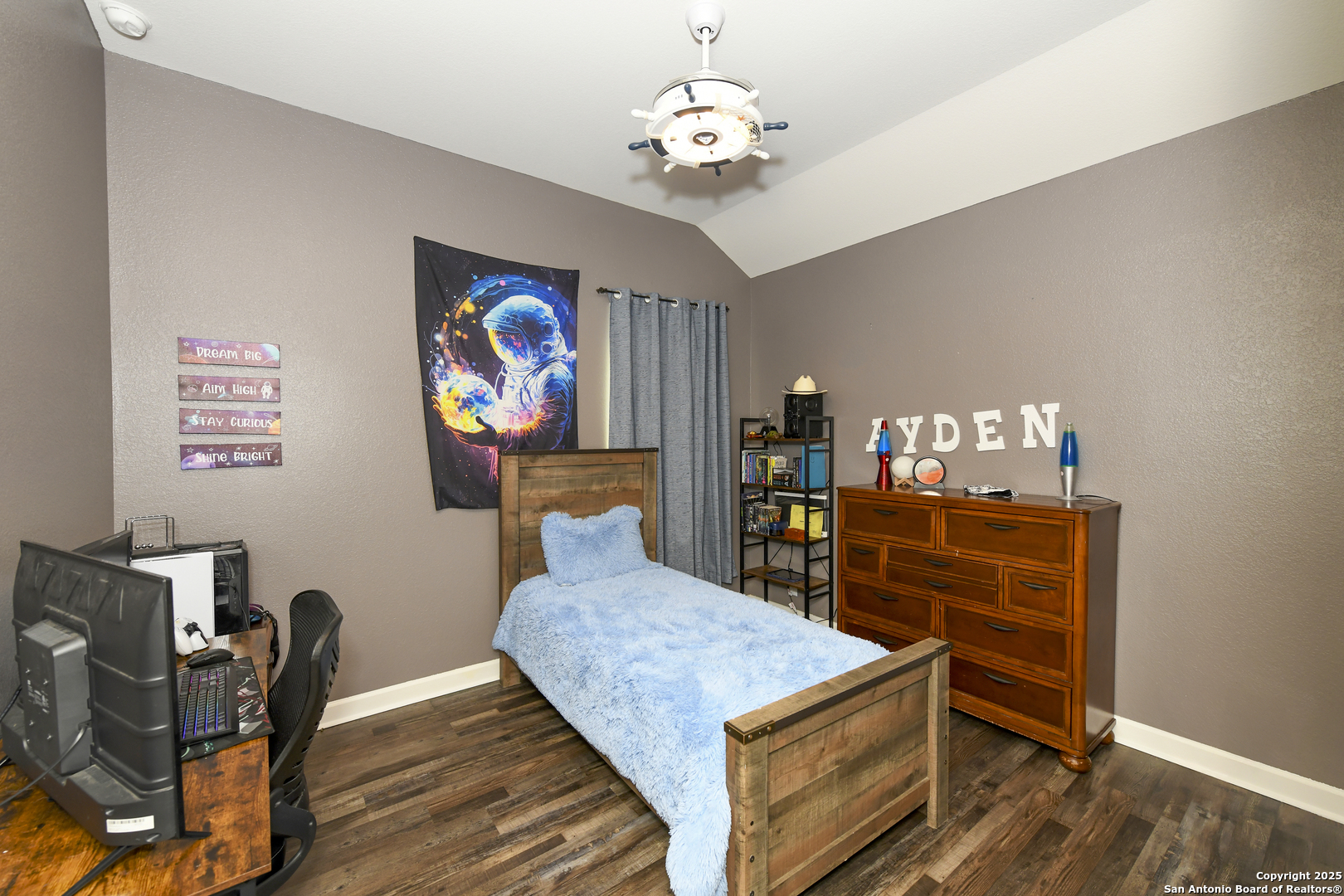 1610 Briar Spring