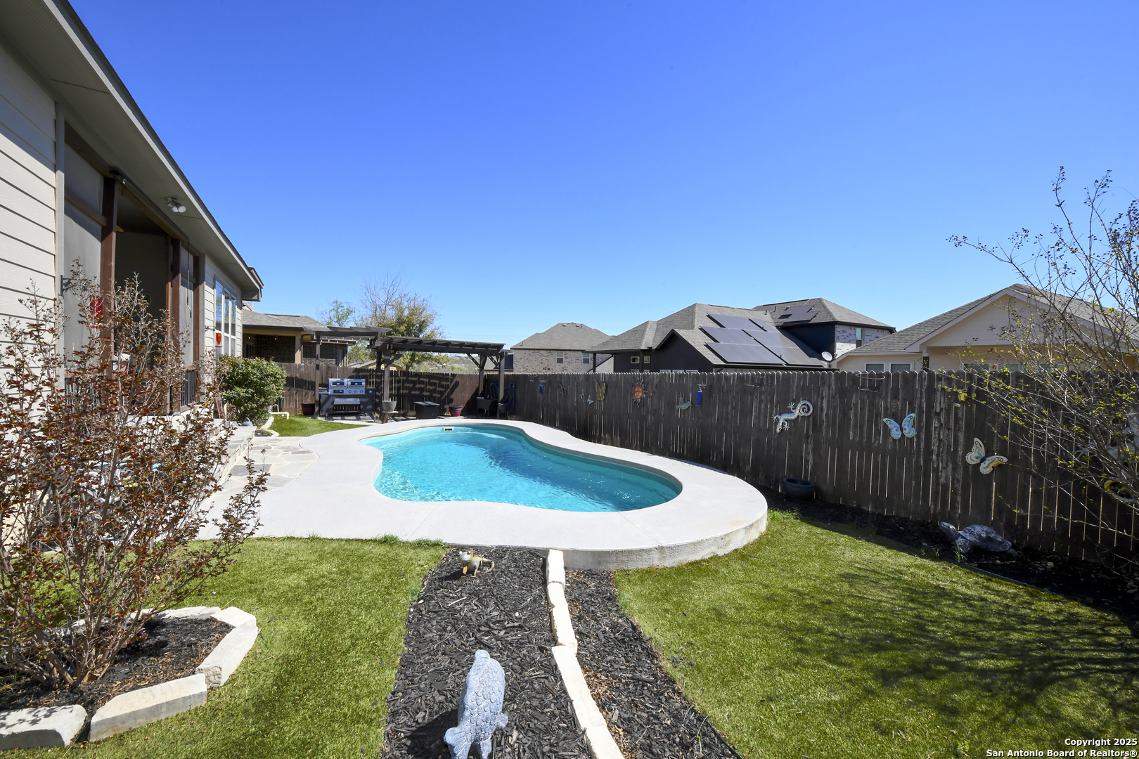 1610 Briar Spring