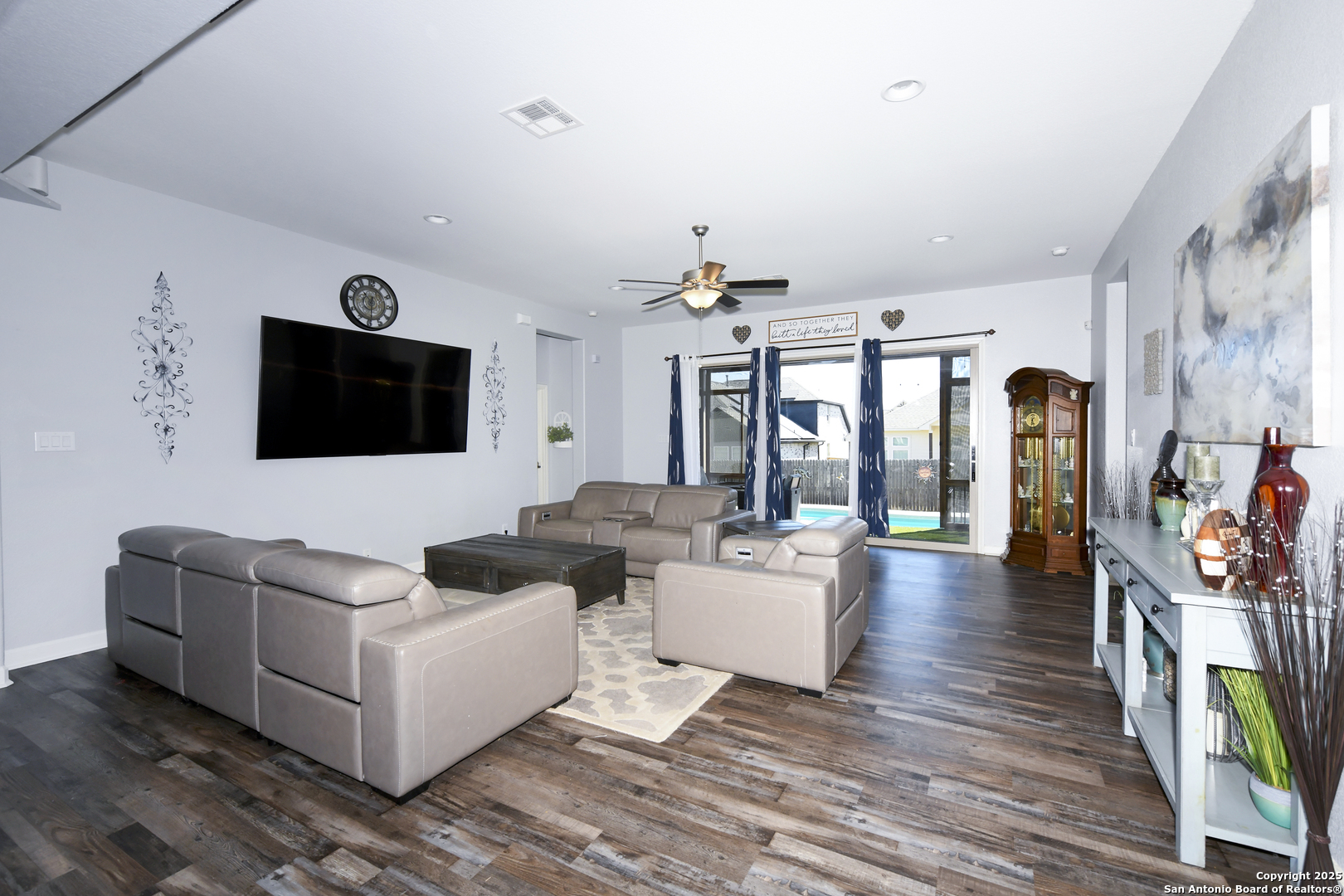 1610 Briar Spring