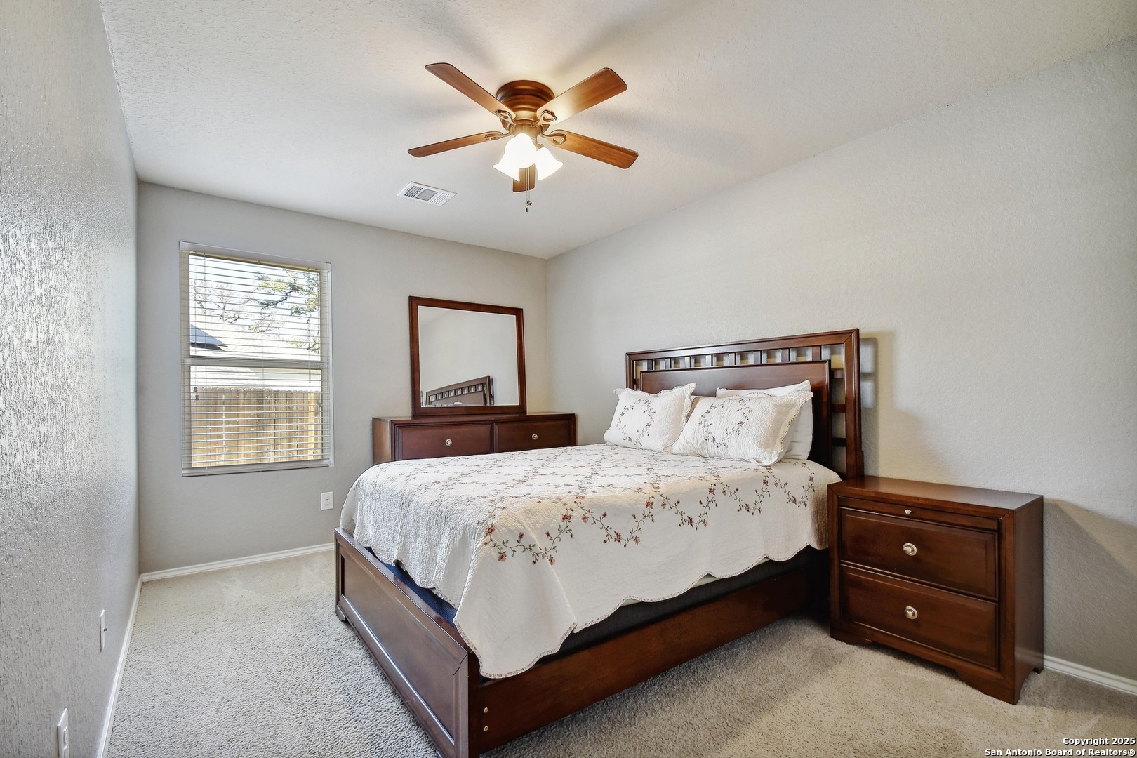 32108 Macey Oak