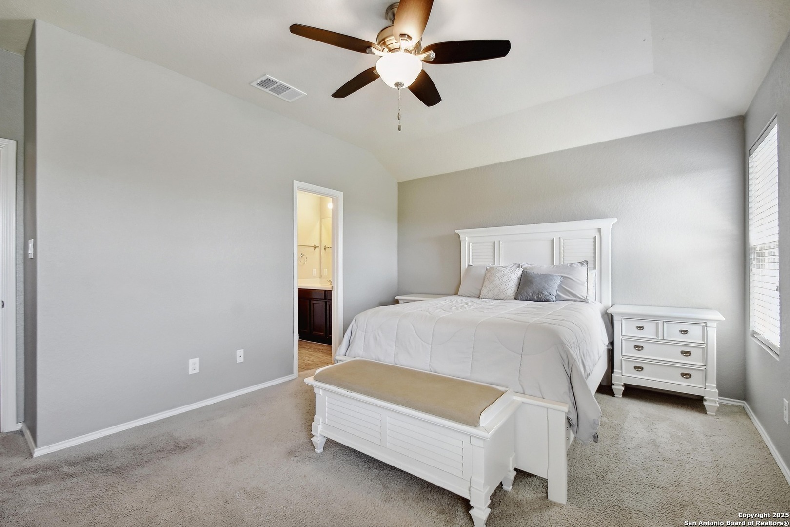 32108 Macey Oak