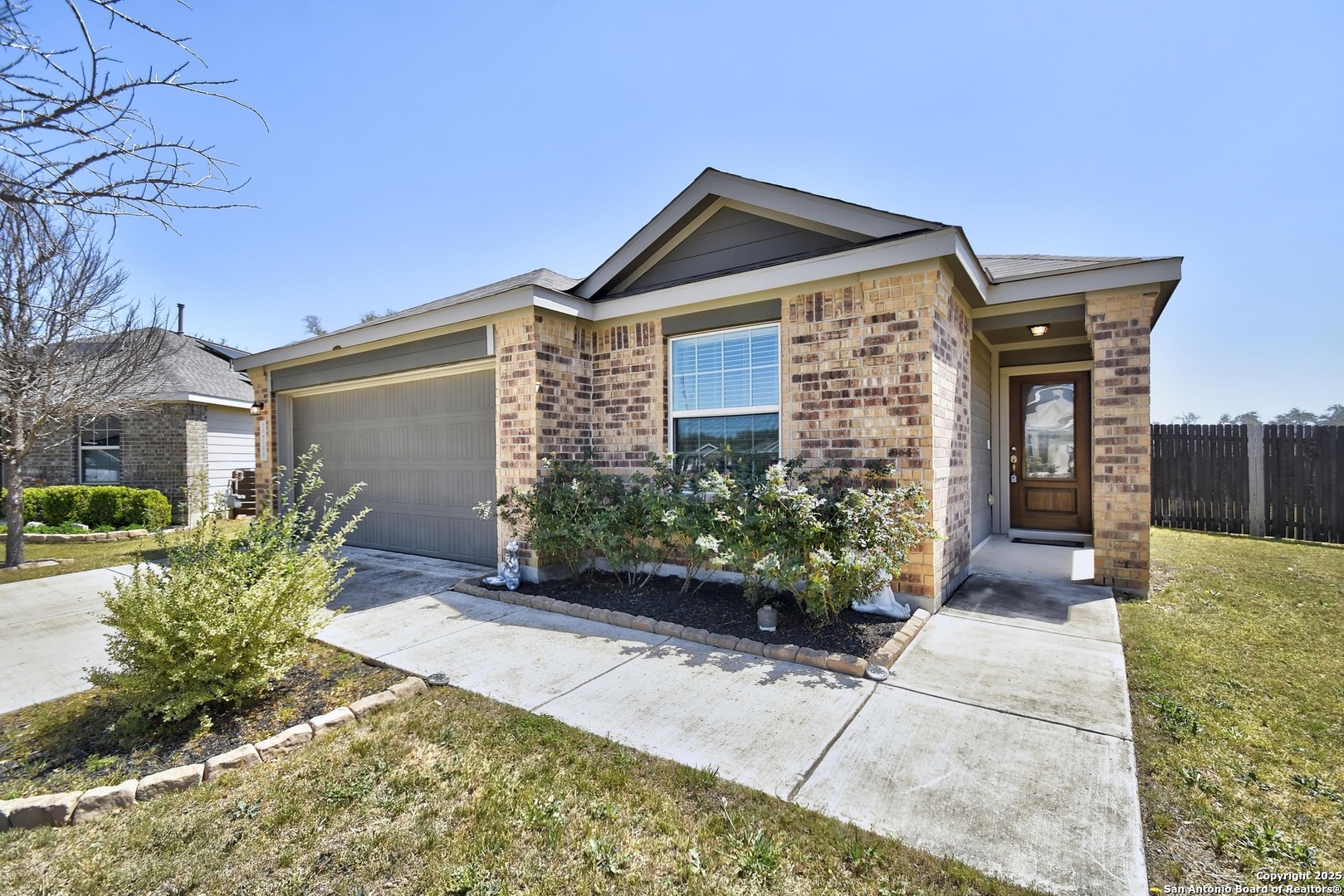 32108 Macey Oak